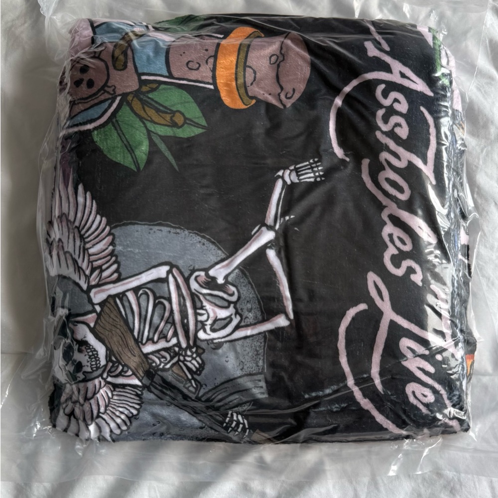 Edgy Skeleton Design Black Throw Blanket